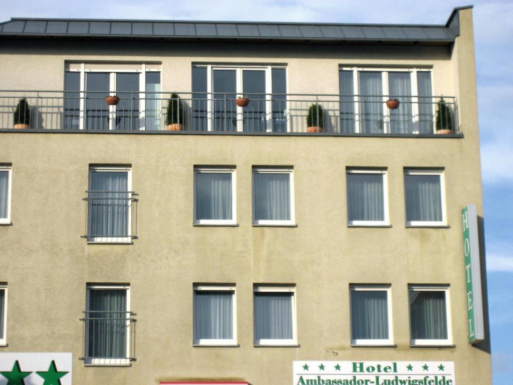 Hotel Ambassador-Ludwigsfelde Eksteriør bilde